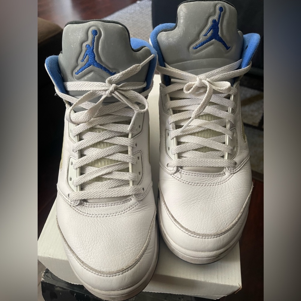 Jordan 5 stealth